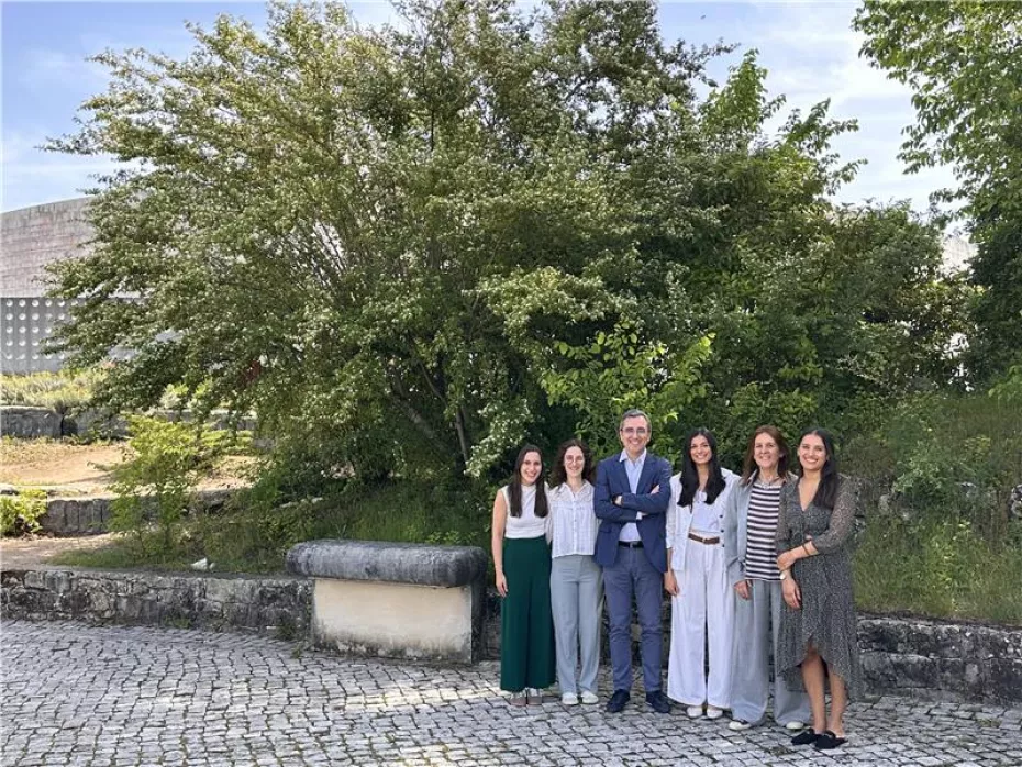 Prof Nuno Almeida team